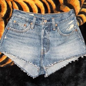 Levi shorts